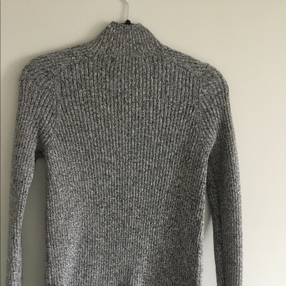 Banana Republic mock turtle neck sweater, size XS, $35 - Picture 4 of 8
